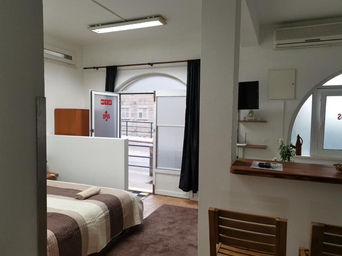 Opus One Apartment Dubrovnik - Private Parking Екстер'єр фото